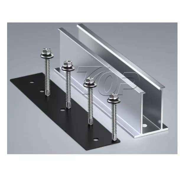 Minirail voor montage van zonnepanelen op metalen dak